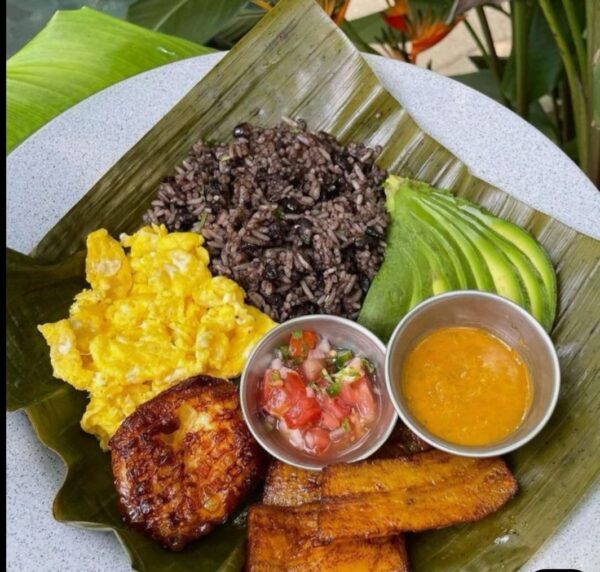 Nicaraguan Breakfast — "El Tipico"